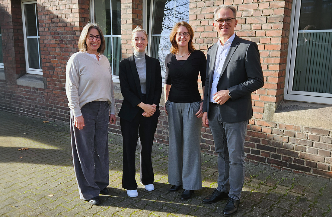 v. l.: Yvonne Golm, Hanna Schillings (NRW.BANK), Jutta Schmidt (IHK) und Stefan Kaul.